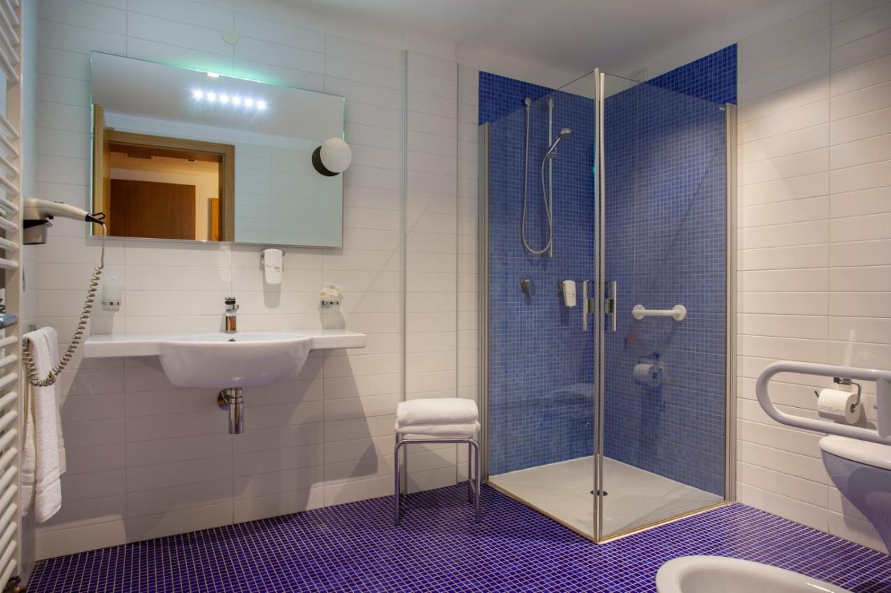 Hotel Romanda