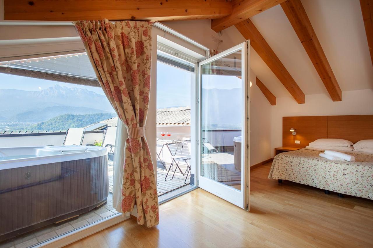 Hotel Romanda 3*
