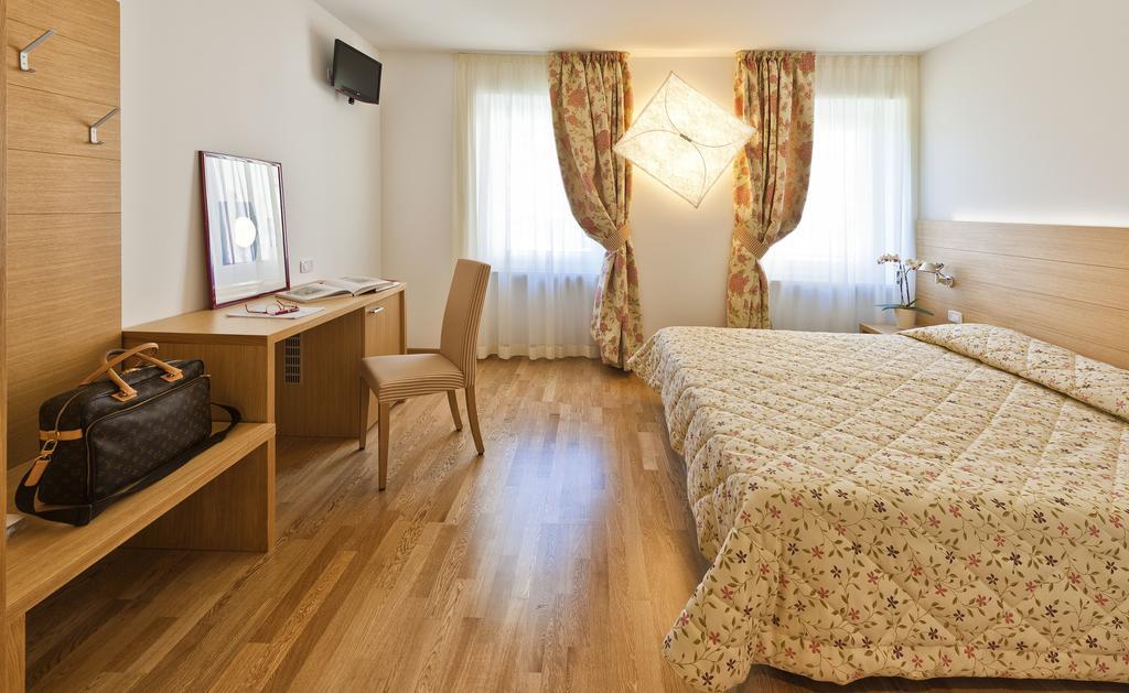 Hotel Romanda Levico Terme